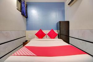 Hotel O Sion Residency