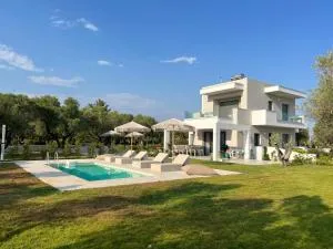 Elia Luxury Villas by EliaMare - نيا موذانيا