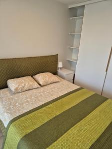 Apartment Maluno F
