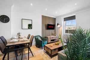 Rare Free Parking 2 Bed Central Apartment