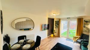 Terry Haven-2Bed,Coventry,Parking