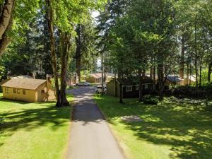 Malahat Bungalows Motel