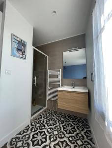 Appartements Plein centre Auray - Grand duplex 2 chambres avec terrasse ensoleillee : photos des chambres