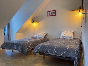 Appartements Plein centre Auray - Grand duplex 2 chambres avec terrasse ensoleillee : photos des chambres