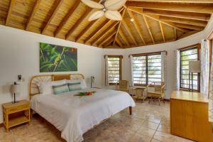 6-Guest Beachfront Oasis w Private Pool