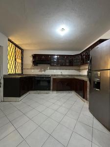 Casa Moderna, Ubicación Estrategjca