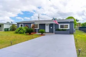 Centrally located Family-business Home - 佛罗里达市