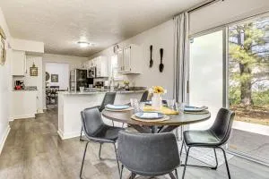 9 Mi to Dtwn Indianapolis Family-Friendly Home! - 布朗斯堡