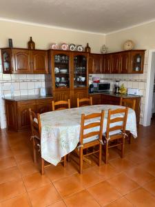 A Casa do Comandante - Piscina e Jardim