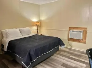 Harper Motel - Pratt