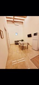 Porta garibaldi holiday houses