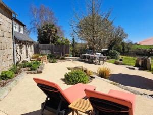 Granite House by GR34 & Sandy Beach