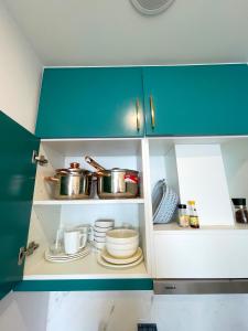 Golden Sunset apartment - Sea & Fireworks Retreat