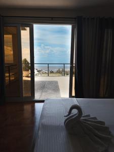 Seaview Mansion Dalaguete Deluxe Apartment 10