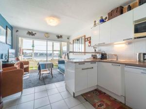 Appartement pour 4 avec vue sur le courant à Mimizan Plage, parking inclus - FR-1-50-172