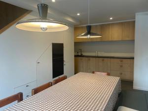 Grand appartement 5 pièces pour 8 personnes avec parking à Châtel - FR-1-676-220