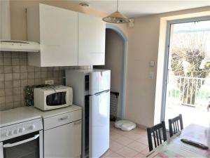 Maison cosy à Ruoms avec terrasse et animaux admis - FR-1-697-37