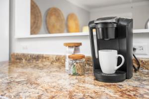 The Flats on Florida St - Super Comfy 2-Bedroom Apartments