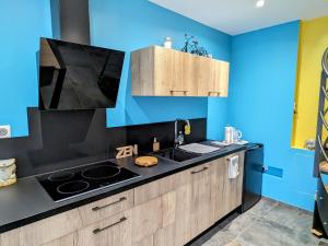 Maisons de vacances Gite renove avec terrasse ensoleillee et parking a Pierrefitte-sur-Aire - FR-1-585-136 : photos des chambres
