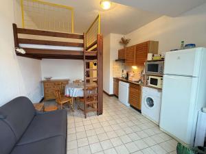 Appartement cosy avec terrasse pour 4 personnes à Biscarrosse Plage - FR-1-831-4