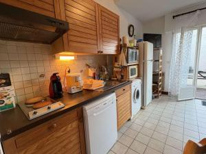 Appartement cosy avec terrasse pour 4 personnes à Biscarrosse Plage - FR-1-831-4