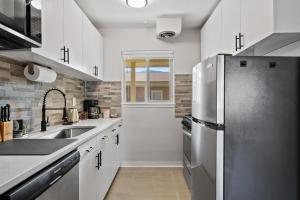 10 min to Red Rocks & KING BED & 7min to I70 & DT Golden & STR-25-0009