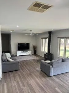 Farm Stay 5 minutes from town - Cobram