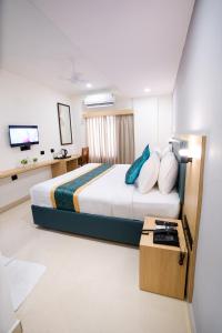 Sunrise Business Hotel, S R Nagar - Ameerpet