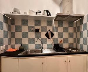 Dal Ferroviere - A Charming Stone Retreat in Cinque Terre