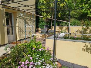Appartement Aurore en rez de jardin avec parking gratuit