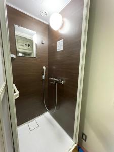 Hot Deal! Simple, no-frills room 3 guest