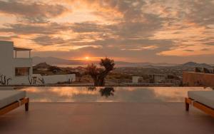 Theros Villas Naxos