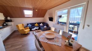 Ferienhaus "Anne" und Weingut Willi Fett