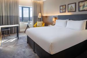 Executive King Room - Lounge Access room in Hilton Belfast