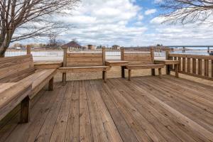 AmericInn by Wyndham Oscoda Near AuSable River
