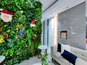 1BR Condotel Suite at Sunshine100 City Plaza #SS02-1