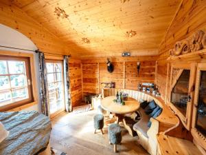 Rustic Hut Salzburg near Ski Slopes