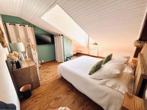 Hotels Hotel les Chaumettes : photos des chambres