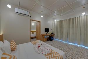 Villa Euphoria Resort at Statue of Unity