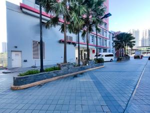 1BR Condotel Suite at Sunshine100 City Plaza #SS04-1