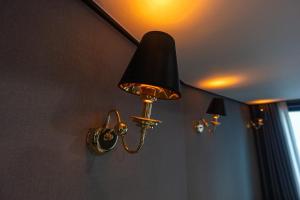 1 minute to the beach! Free parking! Sauna and gym