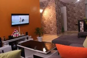 Gratewall Garden Near Airport and SGR Nairobi - 阿西里弗