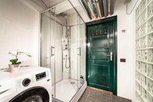 Dana-Entire Apartment Very Quiet and Central 2