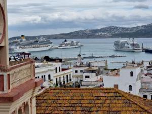 Spacious Old Medina 2BR Apartment in Tangier with Stunning Terrace Views