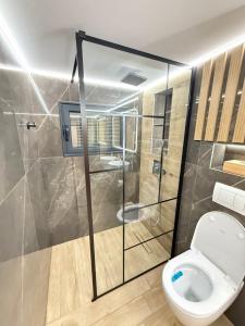 Efesou Large Apartment