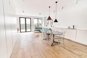 Matic Atrium Designer Apartment - Stožice