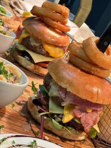 White Hart Llandeilo