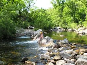Petit coin de paradis - Saint-Michel-de-Chabrillanoux