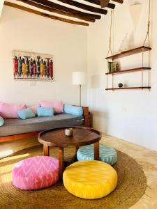 Nyota ya Amani, Shela Lamu