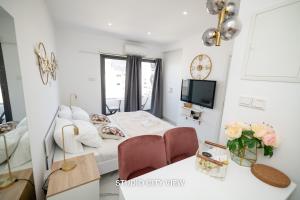 Lazuli City & Seaview Apartments